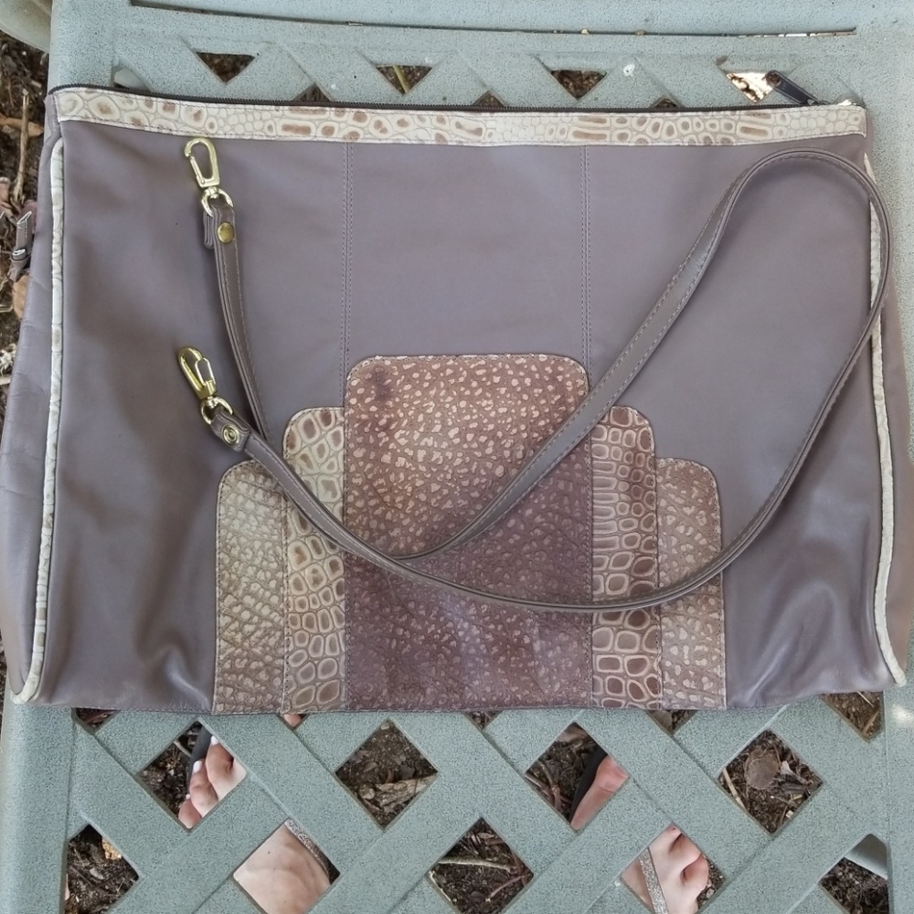 Leather/suede Clutch or shoulder bag